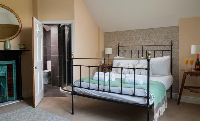 The Cors Country House